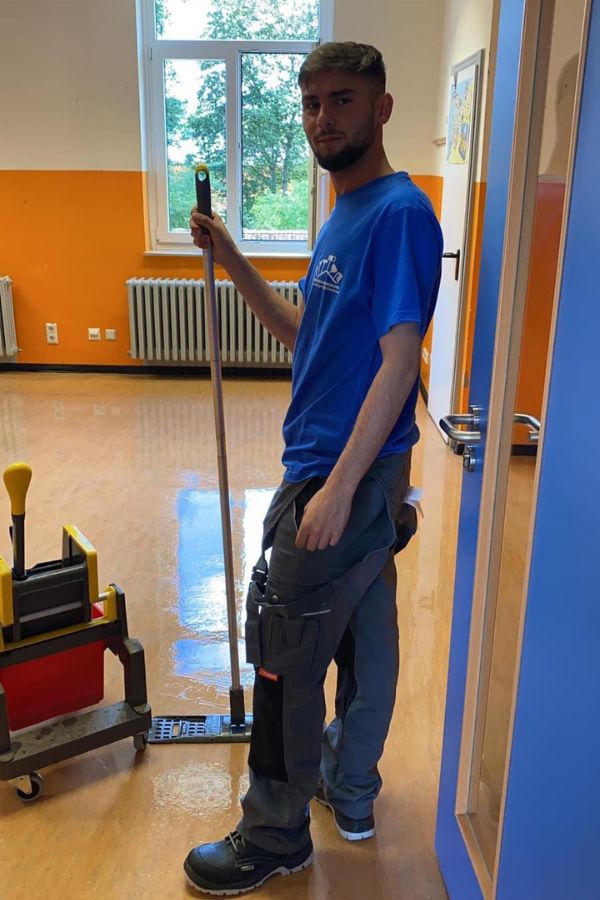 Reinigungsfirma Bremen - BlitzBlankSauber - Gebäudereinigung